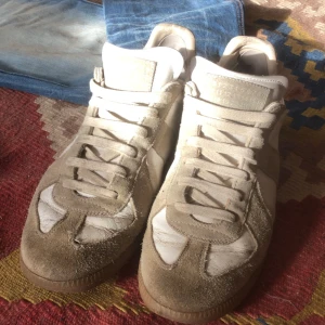 Masion margila skor - Masion margila skor. Bra skick✅ skickar samma dag. Storlek 42