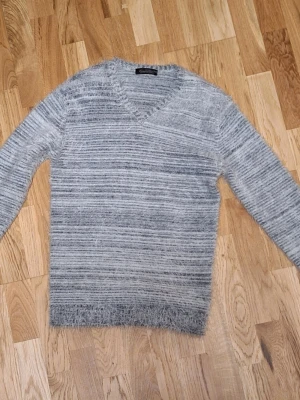 Tornado mart tröja - Häftig tröja med japansk stil