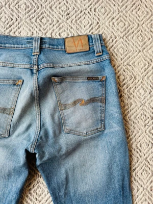 Nudie jeans - Nudie jeans - Modell: Grim Tim - Storlek: W31/L32 - skick: 9/10 - Nypris runt 2000kr