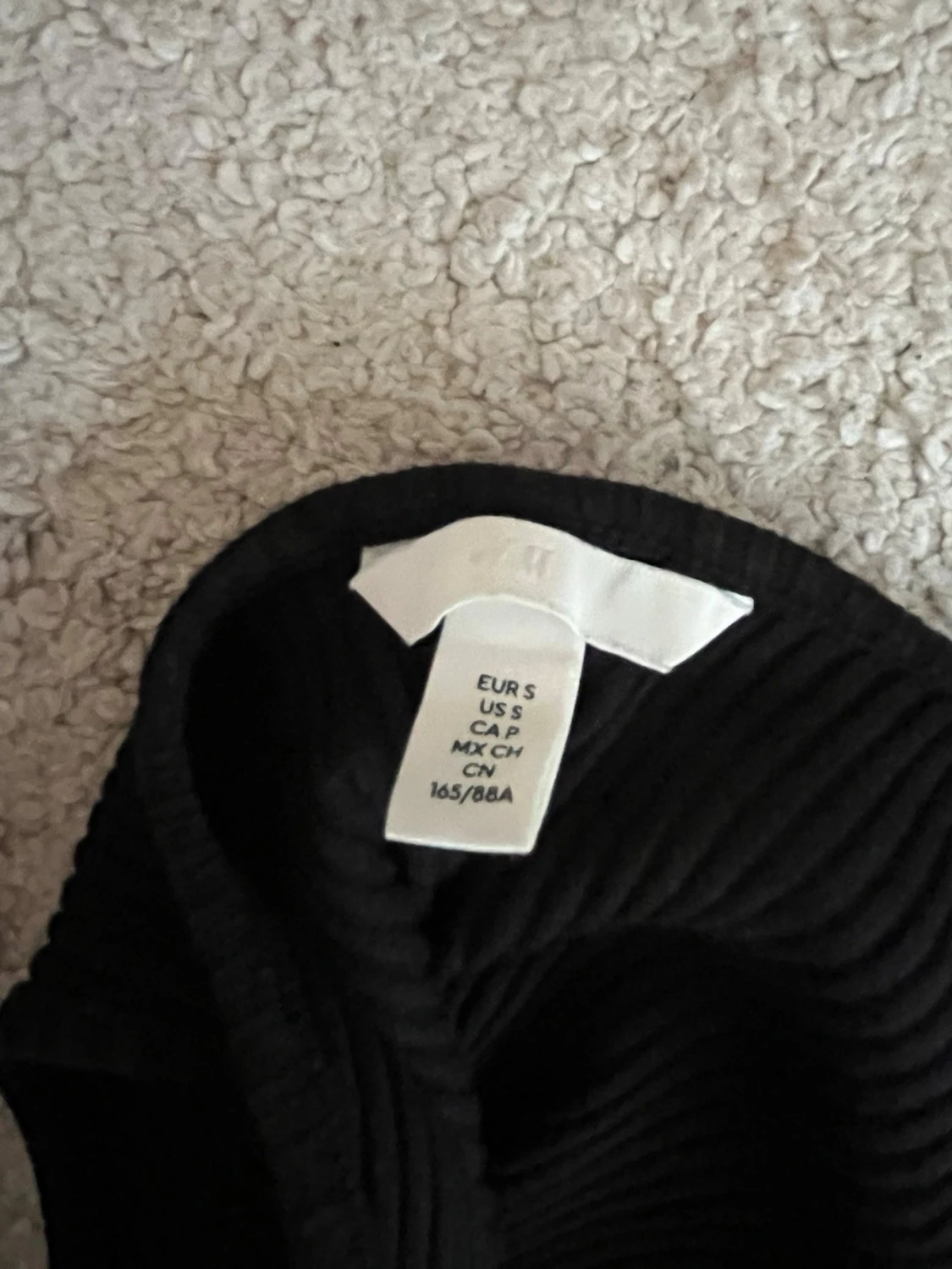 Svart ribbad långklänning H&M - 1