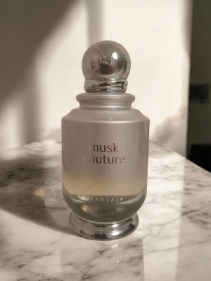 Musk Couture parfym från Khadlaj - Endast testsprayad 