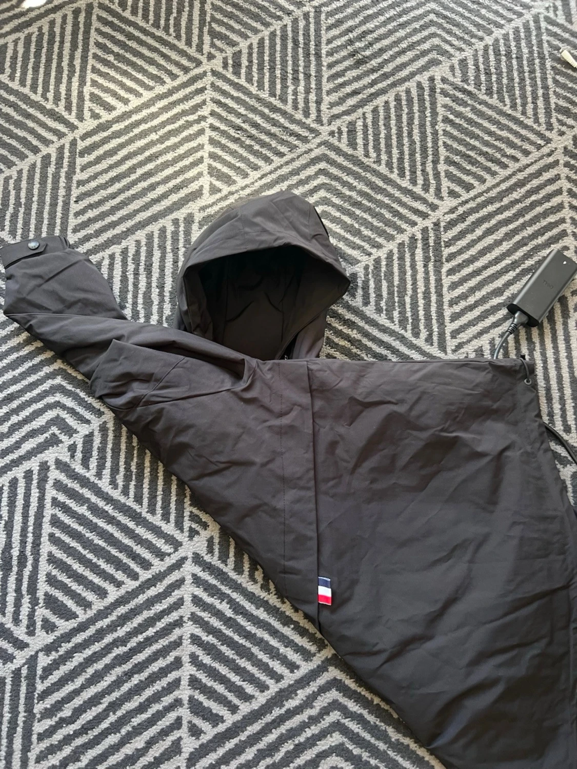 Svart Moncler vindjacka med huva - 2