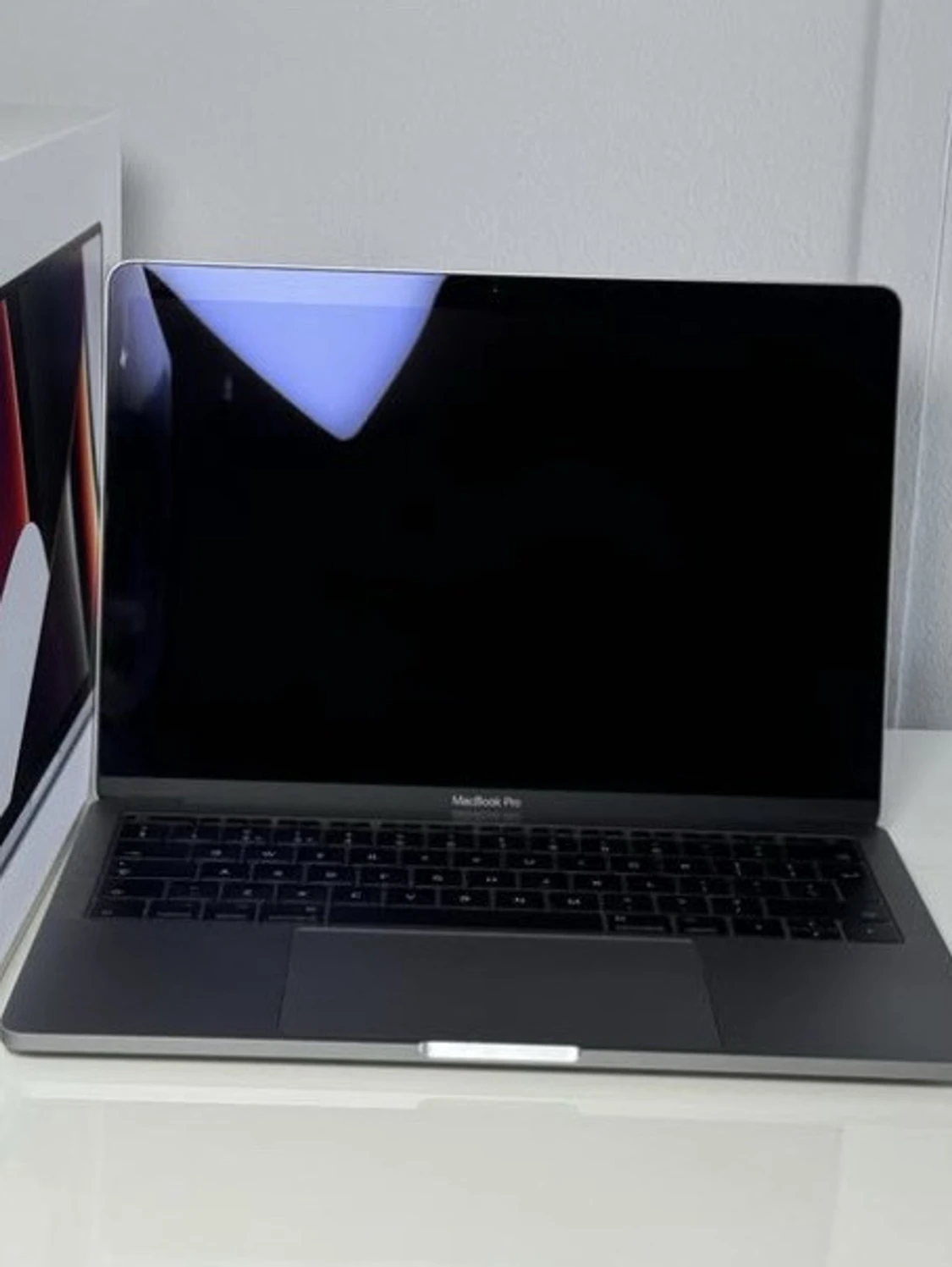 Apple MacBook Pro 13-tum Space Gray - 1