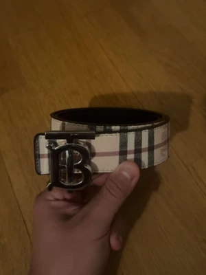 Bälte  - Dm vid intresse