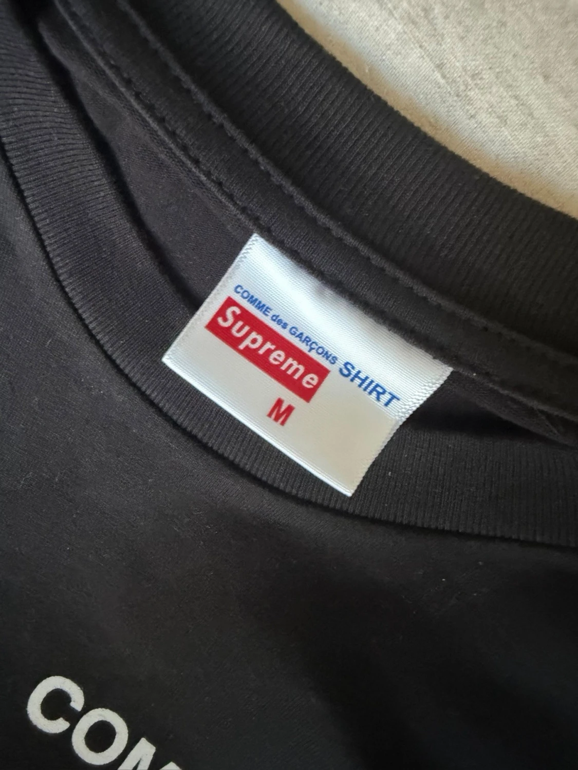 Svart Supreme x Comme des Garçons tröja - 1