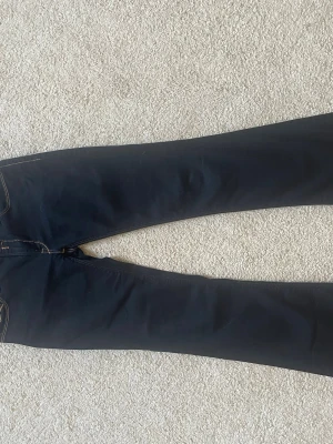 Replay jeans - Står ingen storlek, men skulle säga att de är en XS!