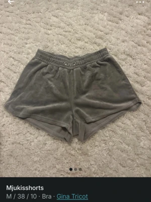 Shorts - Mjukisshorts, har lagt upp på vinted också💕