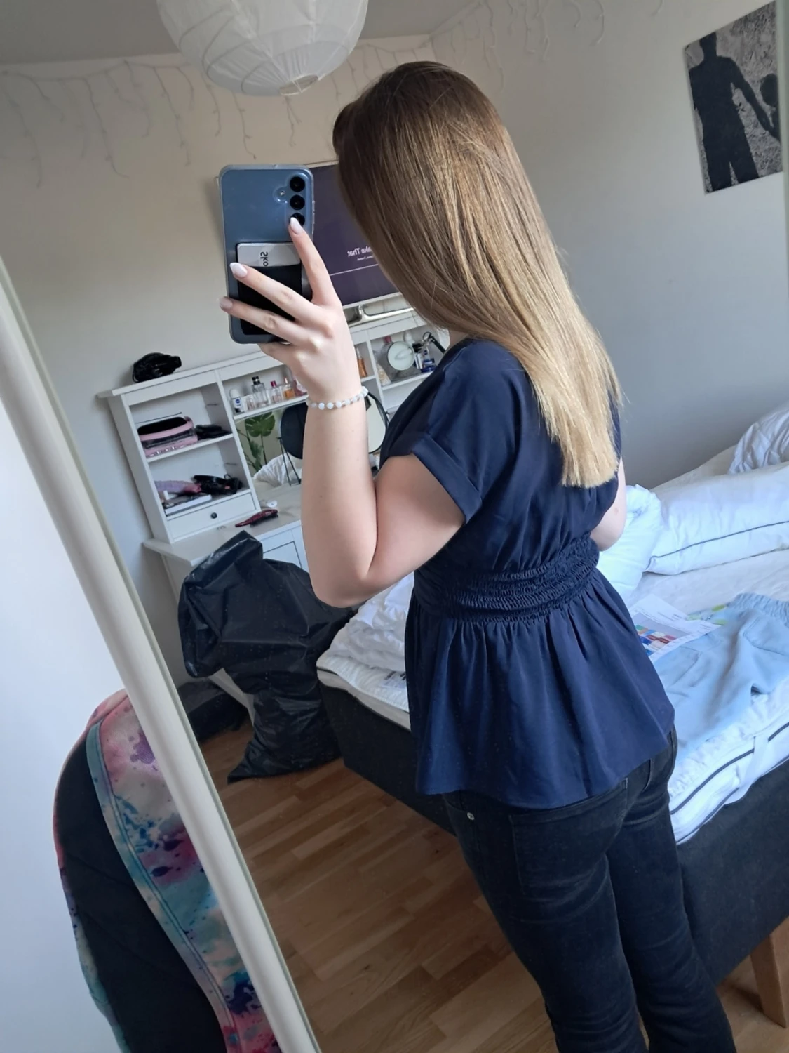 Mörkblå omlottopp med v-ringning - 1