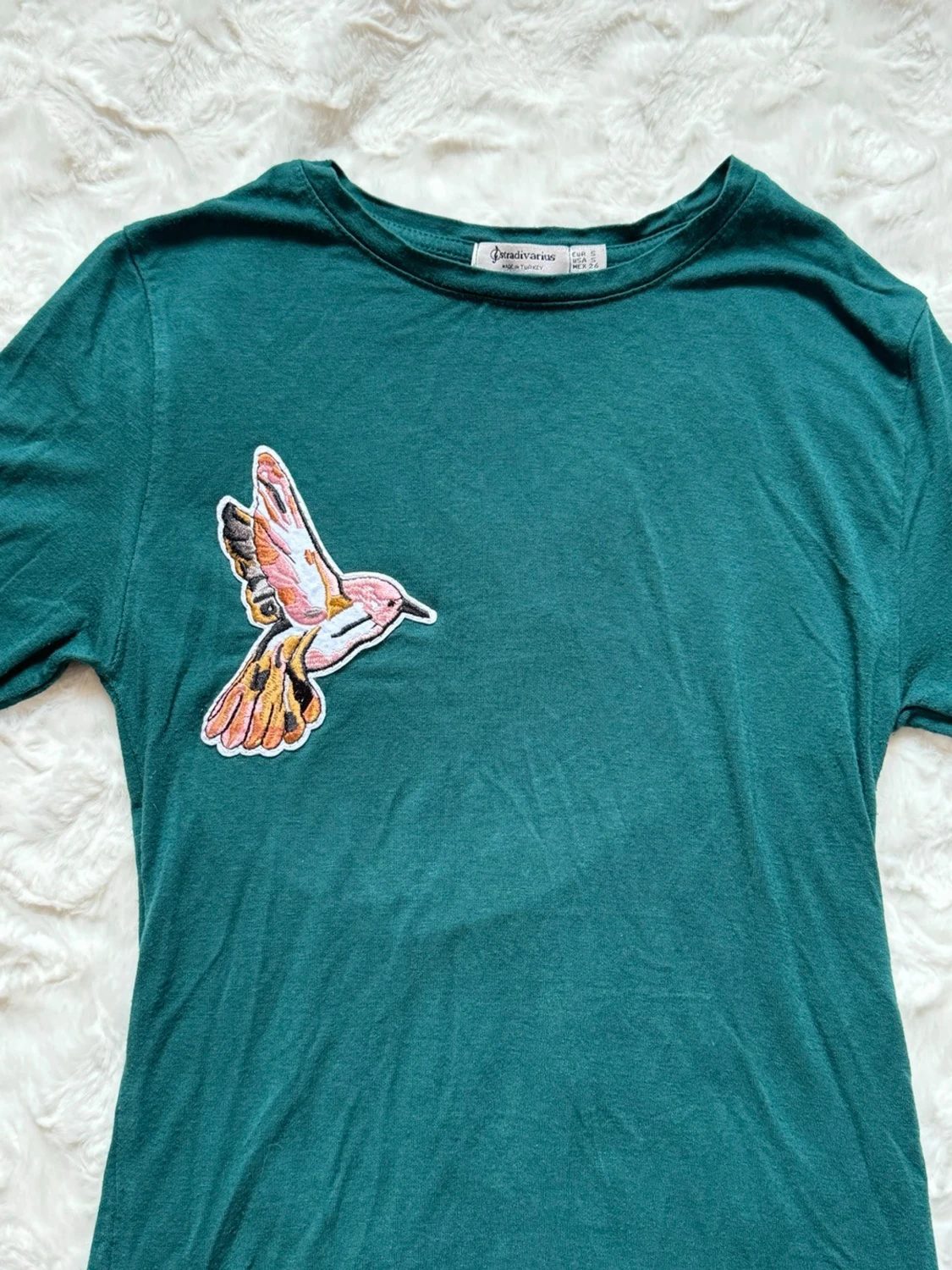 Mörkgrön topp med fågelapplikation - 4