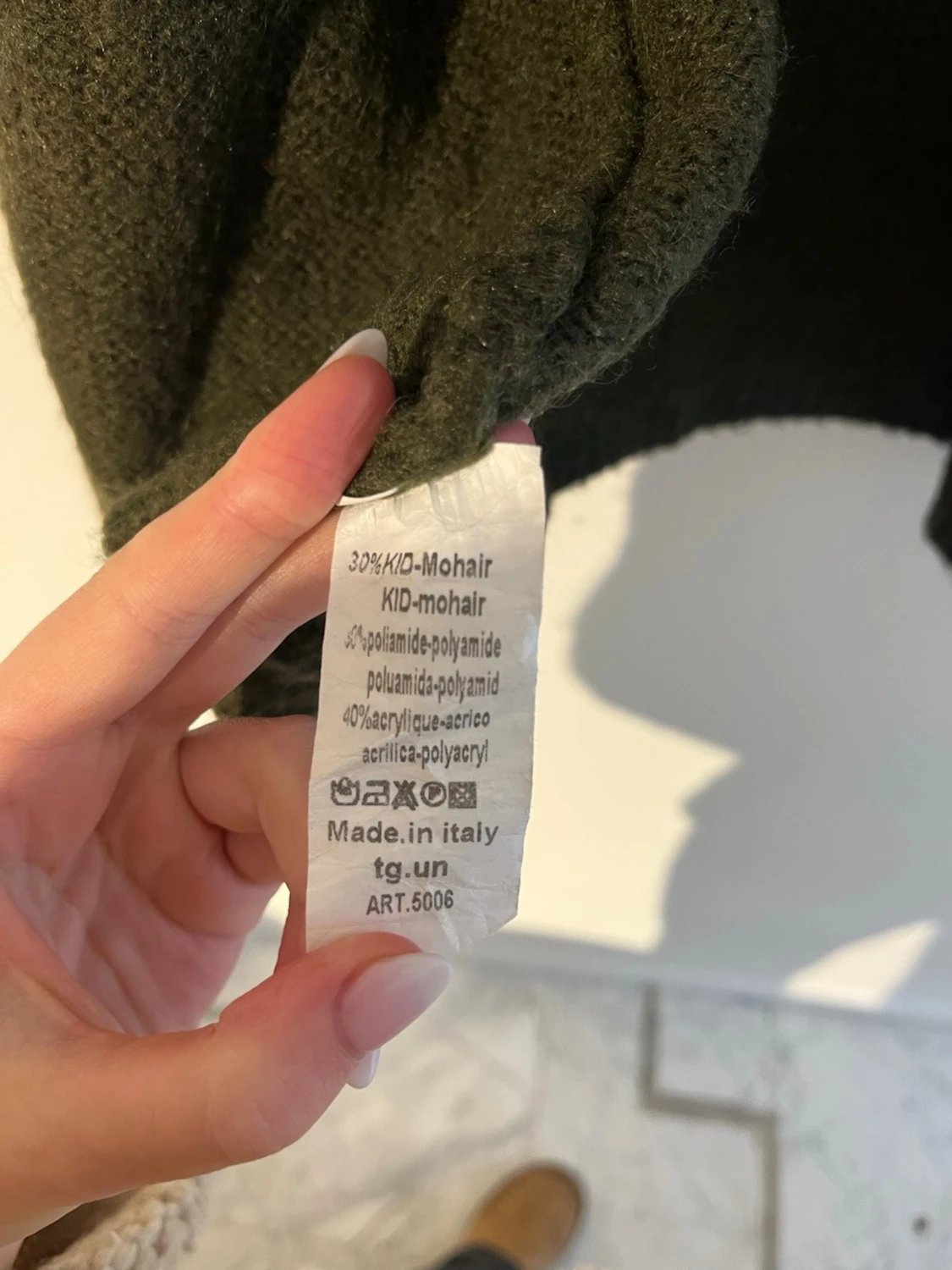 Olivgrön kofta med stjärndetalj - 2