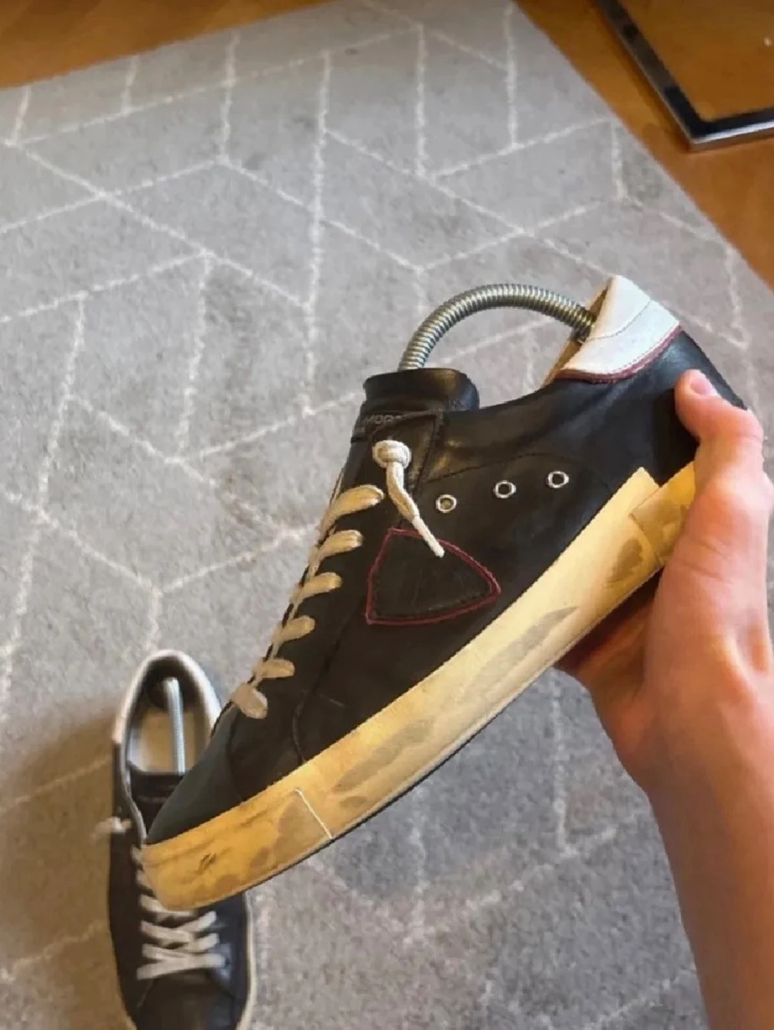 Svarta sneakers från Philippe Model - 1
