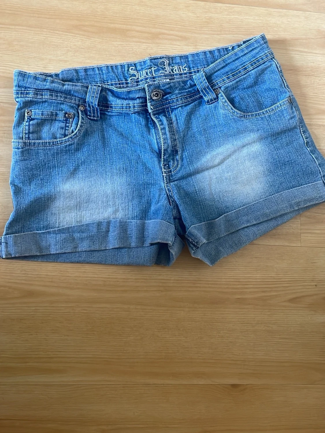 Blå jeansshorts från Sweet Jeans - 1