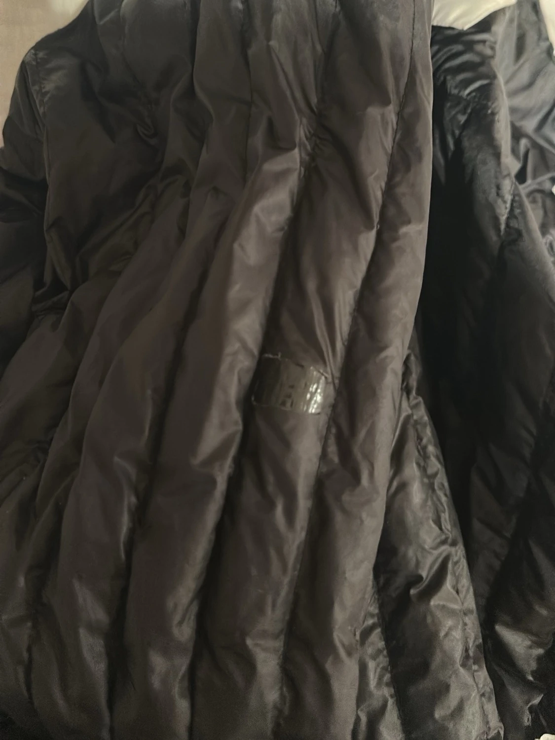 Svart dunjacka från Moncler - 4