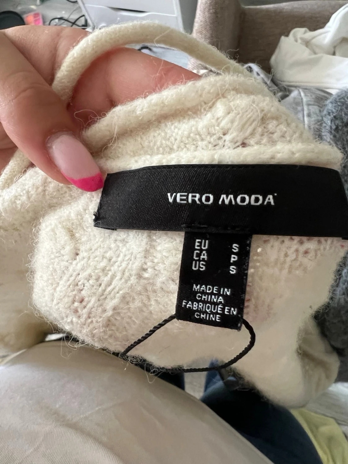 Krämvit kabelstickad kofta Vero Moda - 1