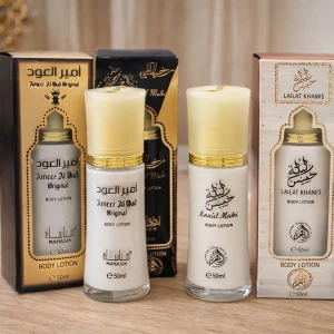 ✨ Dubai Body Lotion Set – 2 exklusiva krämer ✨ - Lyxiga body lotions direkt från Dubai med djup orientalisk känsla 🤍 Perfekta för dig som älskar mjuka, eleganta och långvariga dofter. Kan även användas som handkräm ✨ Huden känns återfuktad samtidigt som doften sitter kvar länge 💫 🌙 Ameer Al Oud Original 🌙 Lailat Khamis Doftnoter: Vanilj, oud, vit mysk, amber och mjuka blommiga toner 🌸 2 helt nya flaskor + kartonger 🔥 #dubai #oud #bodylotion #handcream #luxury