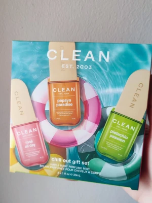 Clean Perfume Mist Giftset - 3 new perfume mists from CLEAN. Comes in this cute giftset box. The mists come in exclusive 30ml bottles. The scents included are Rosé All Day, Papaya Paradise and Pistachio Passion.