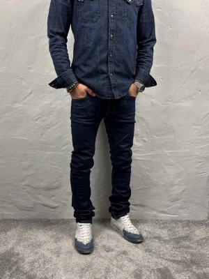 Replay jeans  - Ett par riktigt snygga jeans från nudie i storlek W29 L32 i modellen Thin Finn