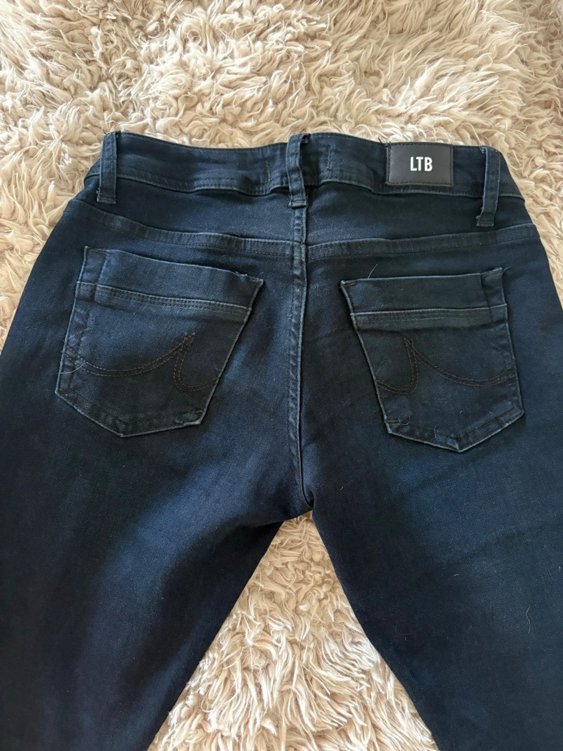 Nattblå valerie jeans från LTB - 2