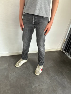 Tramarossa jeans  - Tramarossa jeans herr| pris:699kr| storlek: W30 L30| skick: 9,8/10| hör av dig vid minsta lilla fundering eller fråga|