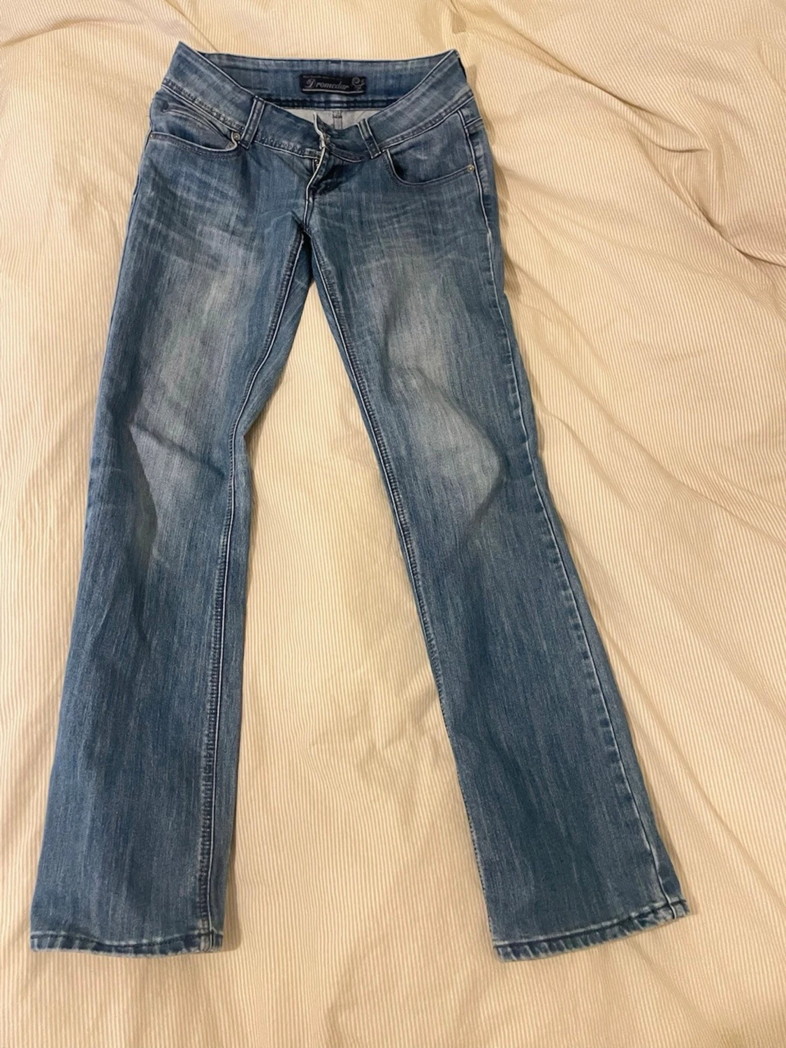 Blå bootcut jeans med låg midja - 6
