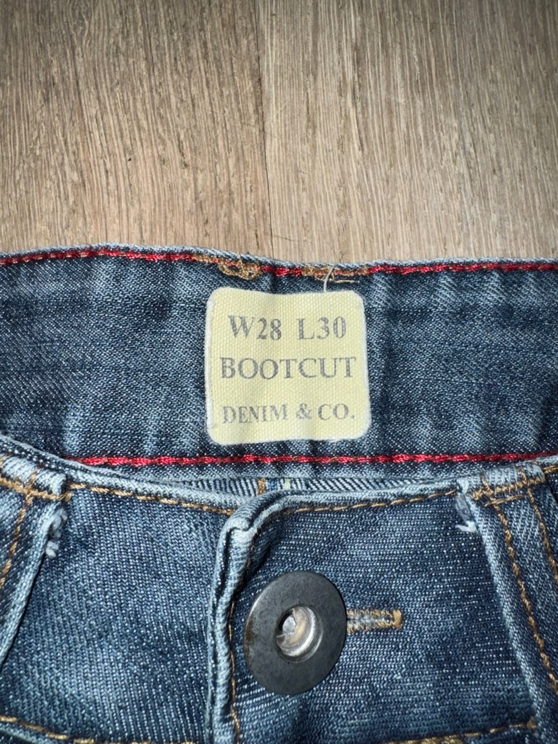 Blå bootcut jeans med slitningar från Denim & Co - 2