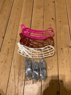 Innebandy/ Blad - Bladet 100kr styck, bara höra av dig om du undrar något 😊 Inga lindor kvar