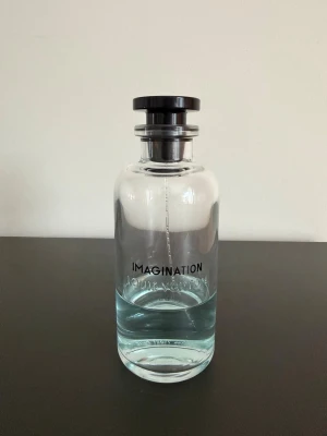LV Imagination splittar/samples/parfymprover/parfym - Hej! Säljer splittar på LV Imagination   Pris:   2 Ml - 69kr 3 Ml - 99kr  5 Ml - 159kr 10 Ml - 309kr 30Ml - 899kr  Porto tillkommer📬  Ha det bra!😊