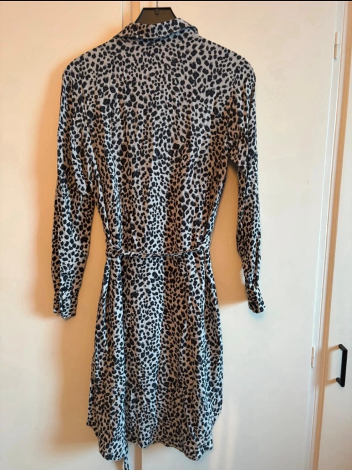 Leopardmönstrad klänning - 1