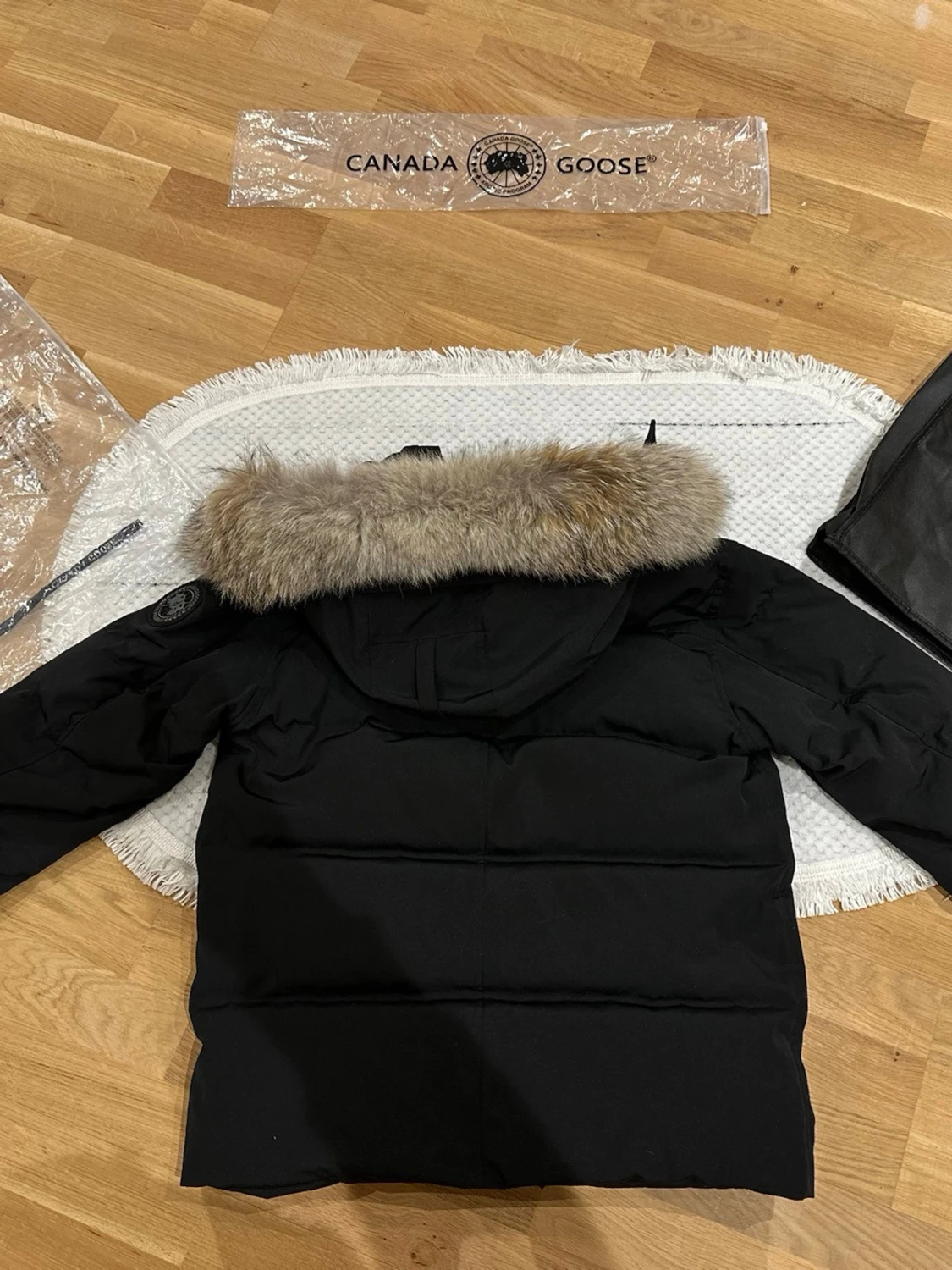 Svart dunjacka från Canada Goose - 2