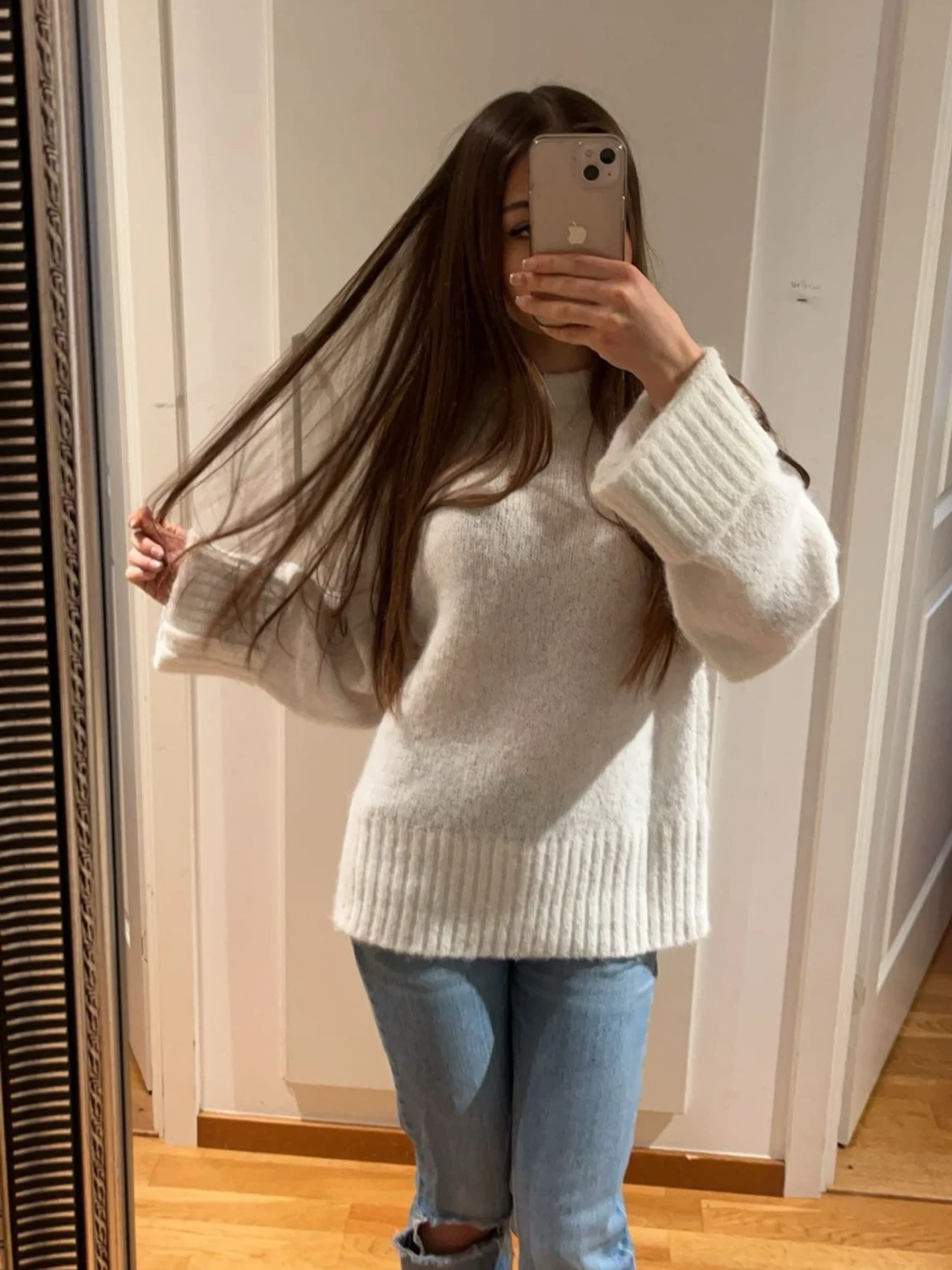 Vit oversized stickad tröja