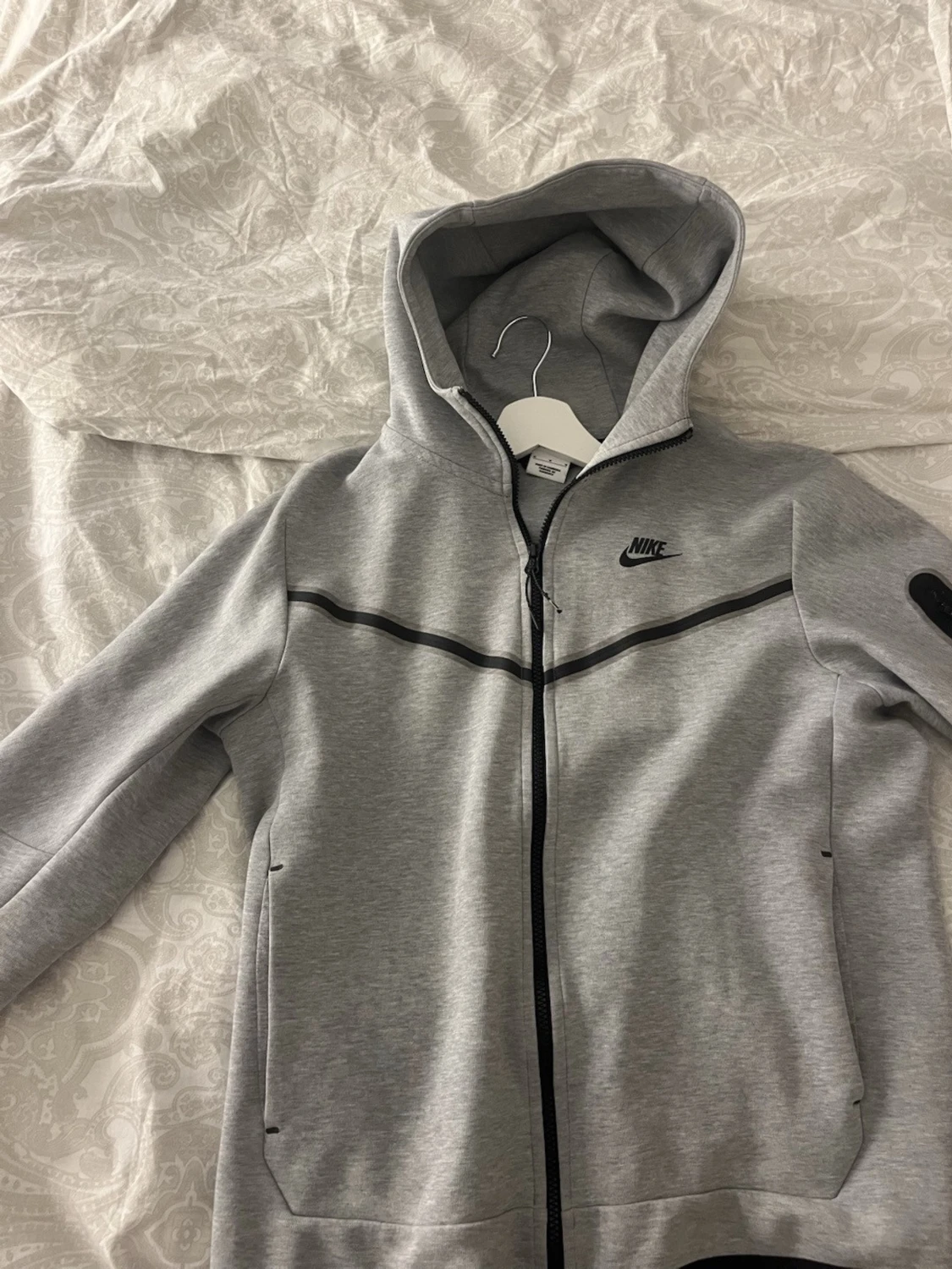 Grå Nike hoodie med dragkedja - 2