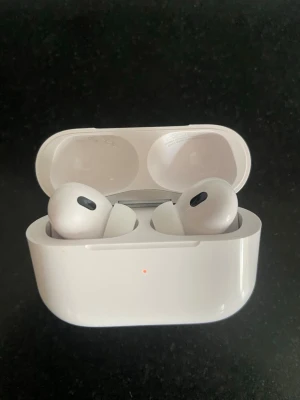 AirPods Pro 2  - Sprillans nya AirPods Pro 2 aldrig använda