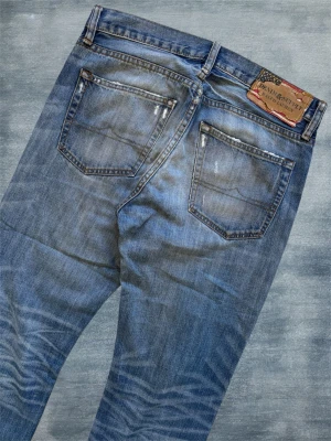 *Denim & Supply* Straight Fit Jeans - Ett par ursnygga jeans från Ralph Laurens märke ”Denim & Supply”! Rak passform, oerhört snygg tvätt, storlek 30/32! Utgå från måtten på sista bilden! Hör av dig vid frågor! 
