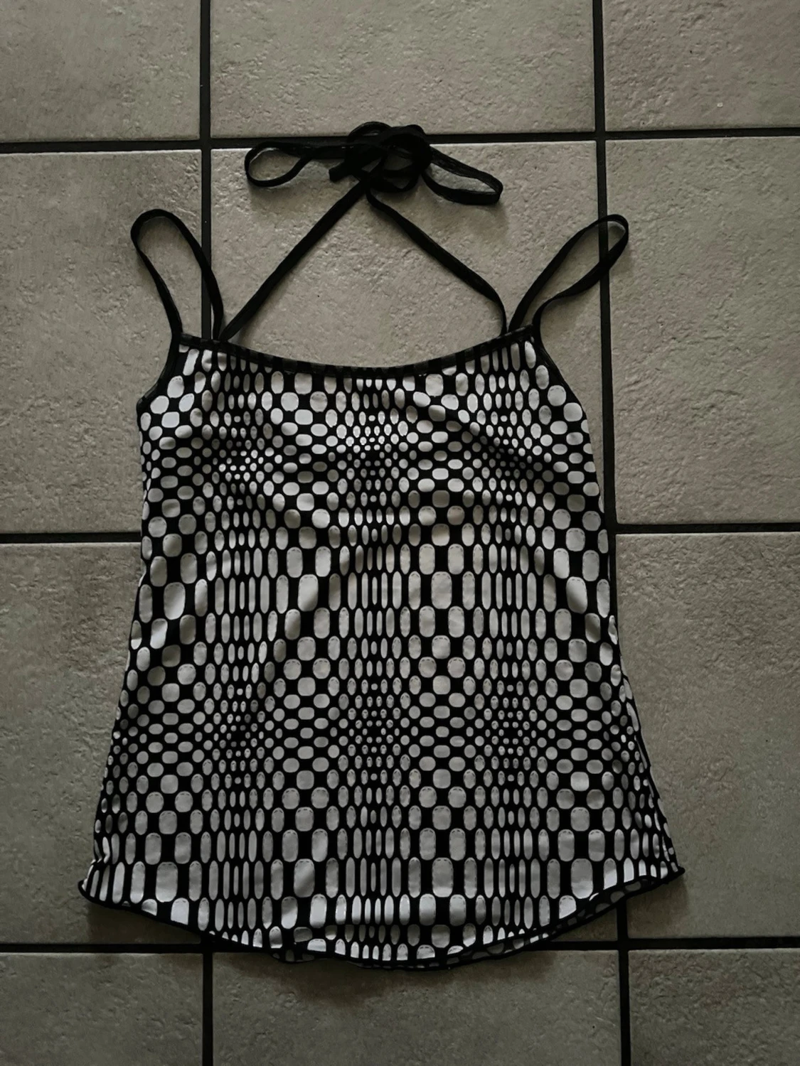 Svartvit prickig linnetopp storlek S - 4