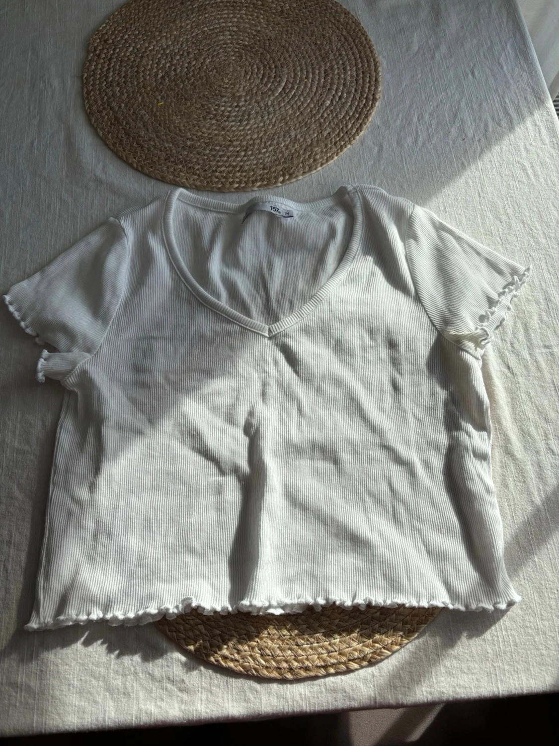 Vit ribbad croppad topp