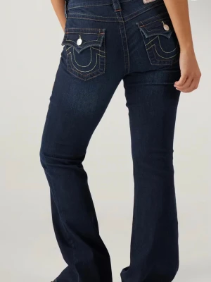 True religion  - Säljer mina true religion i modellen Becca, de är som nya då jag använt 2 gånger💕 skriv privat för egna bilder, Pris går att diskutera💕