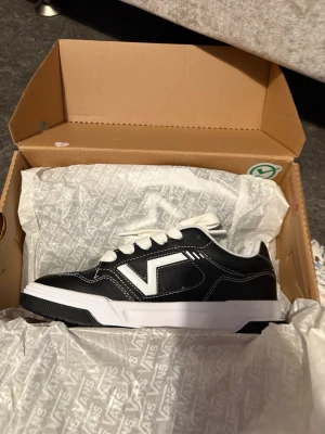 Helt nya Vans skor  - Kommer i originalkartong 