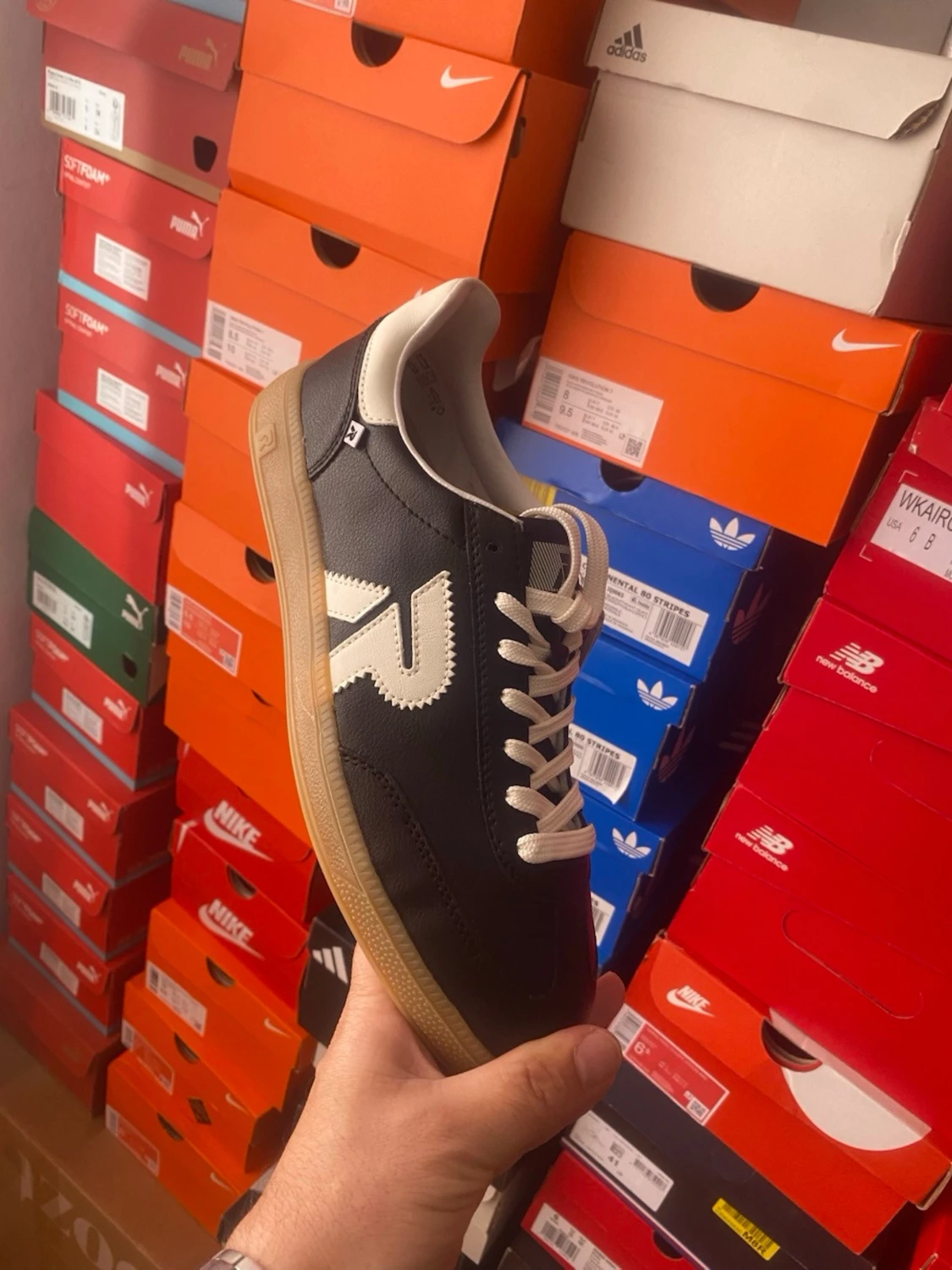 Svarta sneakers från Rieker