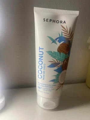 Bodylotion  - Helt ny och inplastad. Bodylotion från sephora med kokosdoft