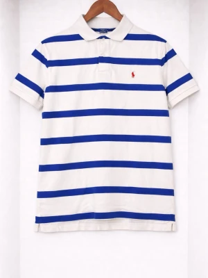 Randig piké från Ralph Lauren  - Snygg randig piké från Ralph Lauren! Använd ett fåtal gånger och är i mycket bra skick! Skriv vid frågor😃