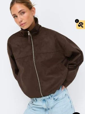 Bomberjacka i mocka Gina tricot  - Säljer denna virala jacka från Gina tricot som är helt slutsåld på hemsidan, aldrig använd och prislapp kvar! 