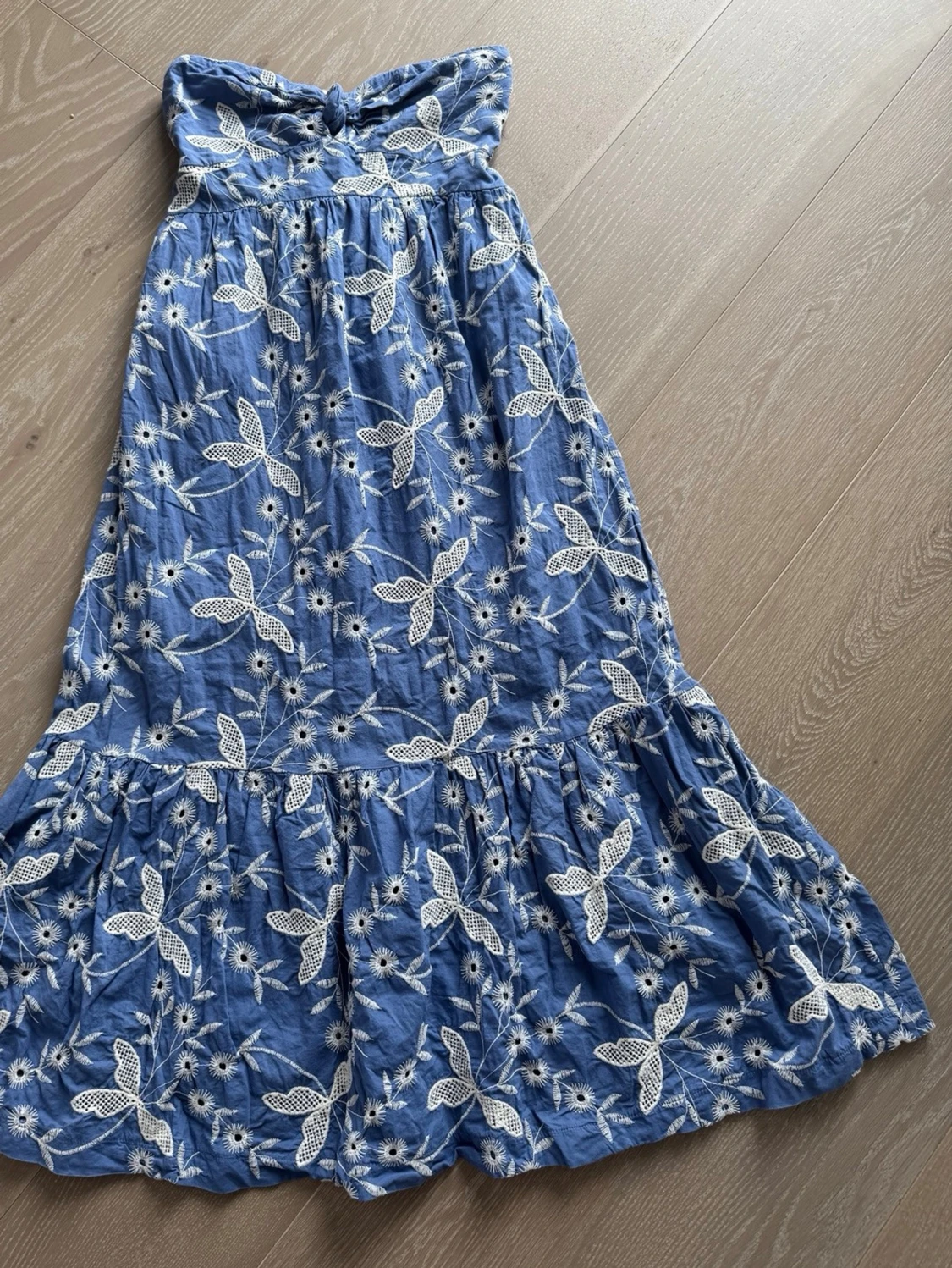 Next strapless maxiklänning i stl S