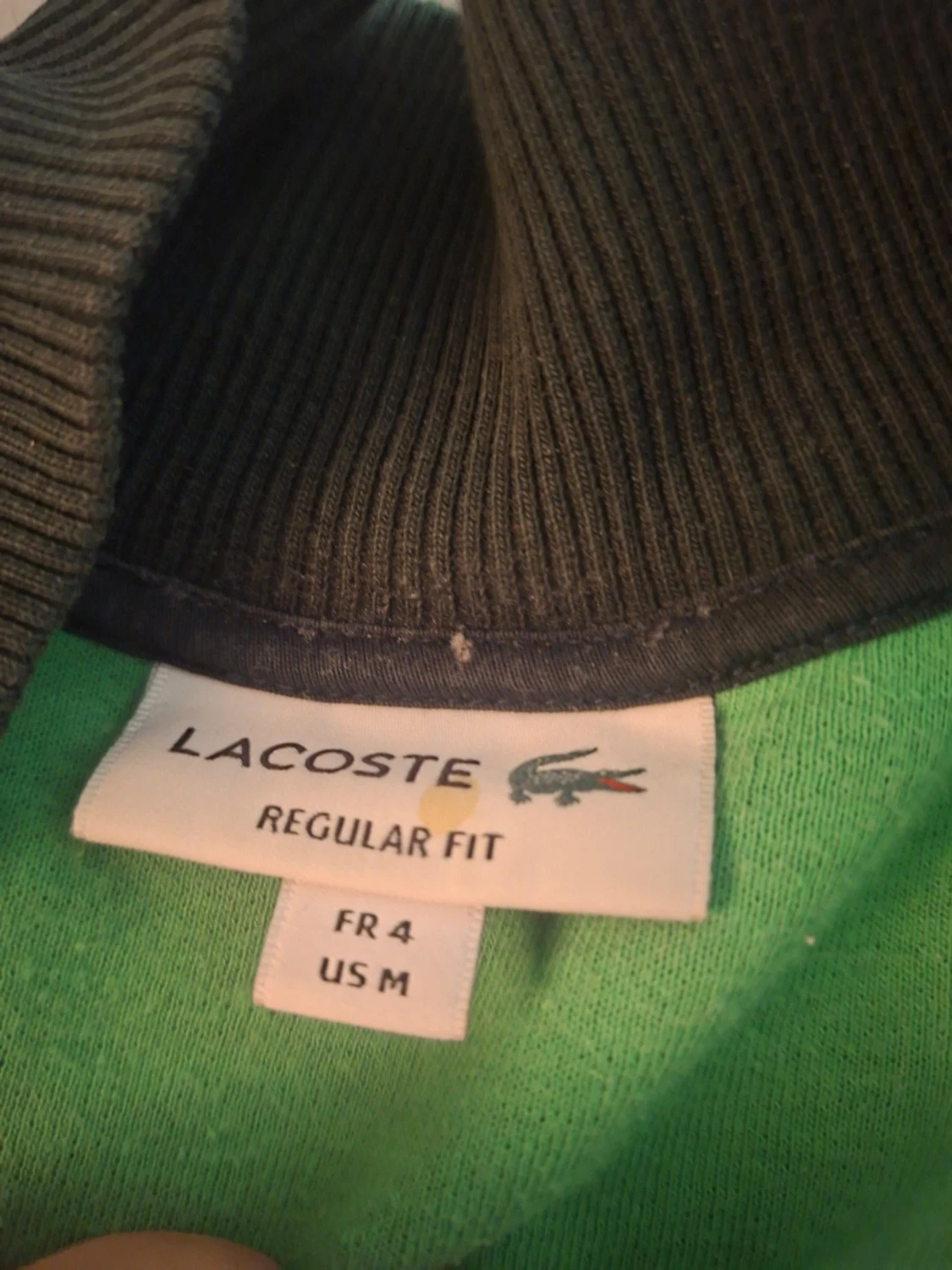 Mönstrad zip-jacka från Lacoste - 2