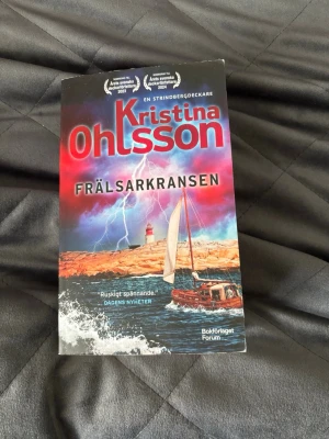 Bok ”Frälsarkransen” - Bok i ett mycket bra skick 