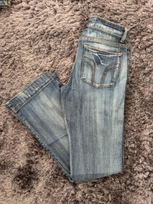 Lowwaistjeans Vintage  - Midja: ca 80 cm runt Innerben: 84 cm