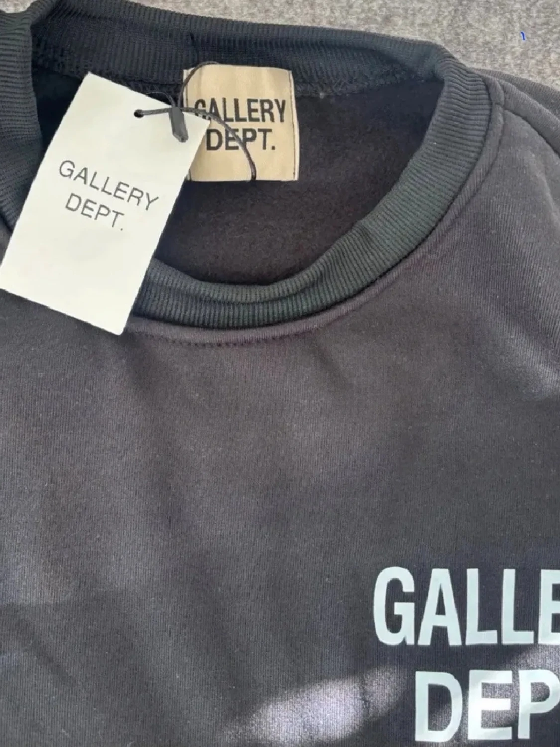 Svart sweatshirt från Gallery Dept. - 2