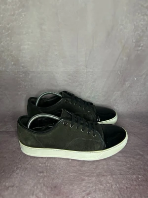 Lanvin skor - Mycket fint skick | Size UK 7 ≈ 42 | fraktar inom 24 timmar | för att köpa klicka ”köp nu” | vid frågor eller funderingar skriv en meddelande | följare får bättre rabatter🙌