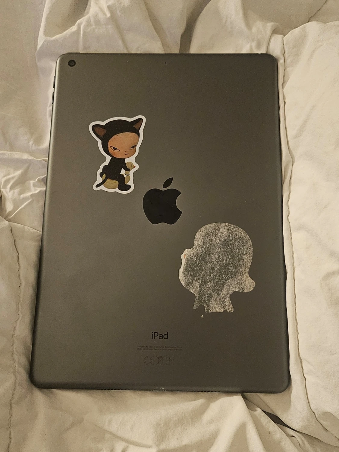 iPad med klistermärken, Apple - 1