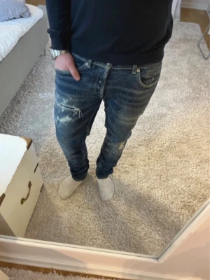 Dondup jeans - Säljer dessa dina dondup george jeansen! Nypris 3899kr! Kom med bud! Fits 33,34!