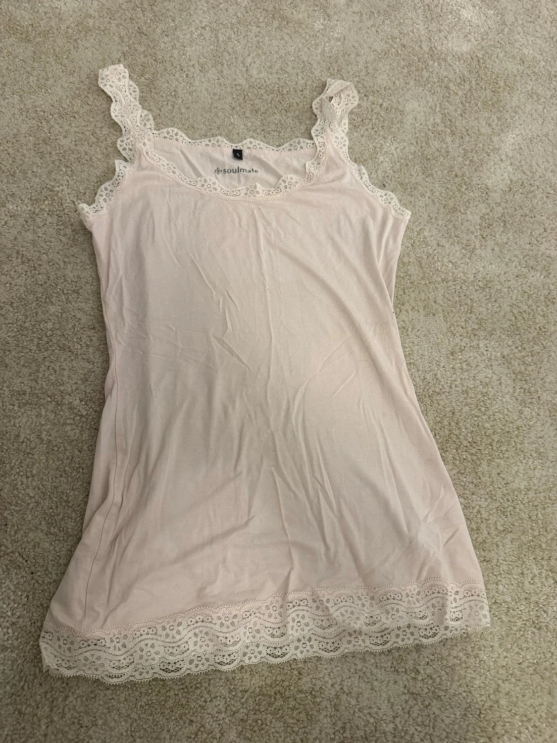 Ljusrosa spetskantad linnetopp Soulmate